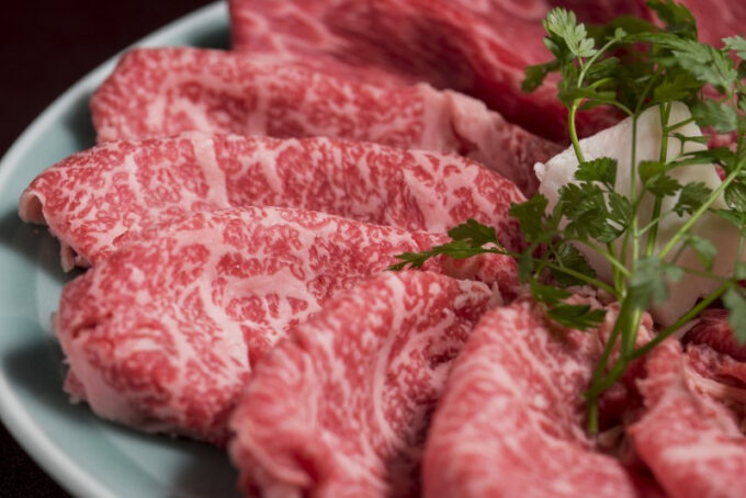 愛媛あかね和牛　赤身薄切り（すき焼き・しゃぶしゃぶ用）約600g